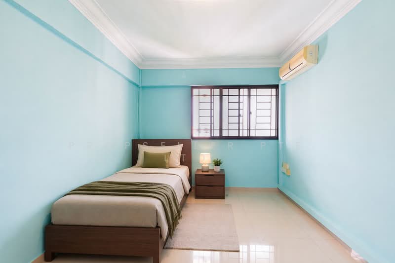 488 Jurong West Avenue 1, 488 Jurong West Avenue 1, 3 Bedrooms, 980 sqft, HDB Flat For Sale, by PROPSELLER PTE. LTD., 500120660 - Bedroom - PropertyGuru.com.sg