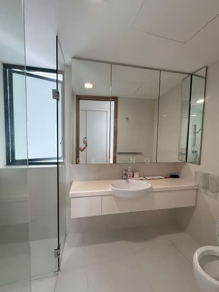 d'Leedon (Former Farrer Court), 13 Leedon Heights, 3 Bedrooms, 1,281 sqft, Condominium For Sale, by Koko Ng, 500120661 - Bathroom - PropertyGuru.com.sg