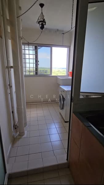 Sengkang/Rivervale Drive, , 3 Bedrooms, 1,302 sqft, HDB Flat For Rent, by Cheryl Tan, 500120662 - Balcony - PropertyGuru.com.sg
