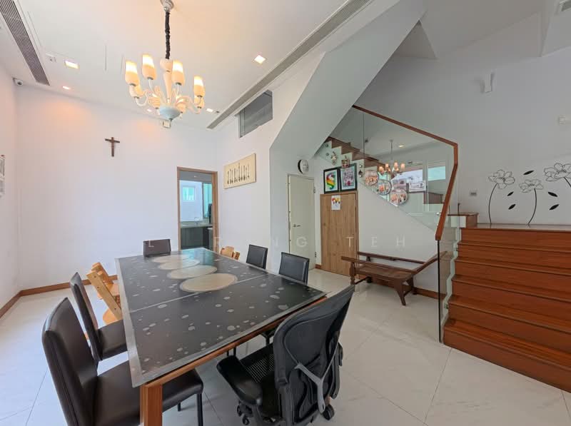 ❤️BRIGHT SIGLAP LANDED HOME! END TERRACE HIGH CEILINGS, Siglap, 4 Bedrooms, 3,000 sqft, Terraced House For Sale, by Li Rong Teh, 500120669 - Dining Room - PropertyGuru.com.sg