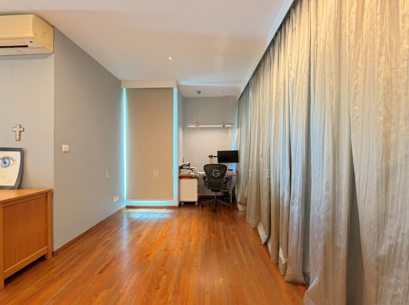 ❤️BRIGHT SIGLAP LANDED HOME! END TERRACE HIGH CEILINGS, Siglap, 4 Bedrooms, 3,000 sqft, Terraced House For Sale, by Li Rong Teh, 500120669 - Study - PropertyGuru.com.sg