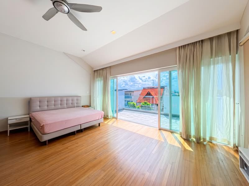 ❤️BRIGHT SIGLAP LANDED HOME! END TERRACE HIGH CEILINGS, Siglap, 4 Bedrooms, 3,000 sqft, Terraced House For Sale, by Li Rong Teh, 500120669 - Bedroom - PropertyGuru.com.sg