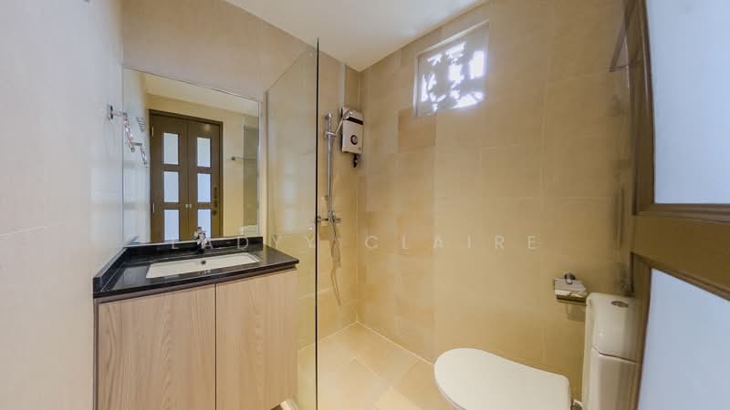 Jalan Soo Bee, , 6 Bedrooms, 4,000 sqft, Semi-Detached House For Rent, by Ladyy Claire, 500120670 - Bathroom - PropertyGuru.com.sg