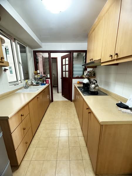 Evergreen Park, 31 Hougang Avenue 7, 3 Bedrooms, 1,076 sqft, Condominium For Sale, by Iris Ng, 500120677 - Kitchen - PropertyGuru.com.sg