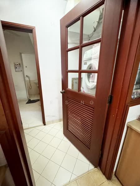 Evergreen Park, 31 Hougang Avenue 7, 3 Bedrooms, 1,076 sqft, Condominium For Sale, by Iris Ng, 500120677 - Interior - PropertyGuru.com.sg
