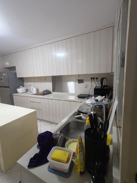Chwee Chian View, Chwee Chian View, Room Rental, 200 sqft, Terraced House For Rent, by Alan Huy, 500120679 - Kitchen - PropertyGuru.com.sg