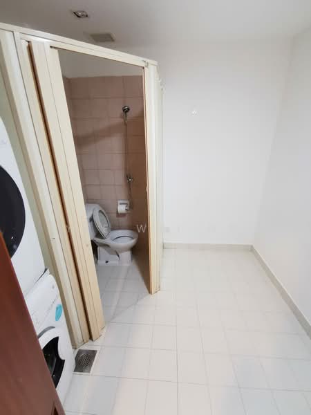 Cairnhill / Scotts Road Condo 1km ACS ☎️ 8321.8433, , 3 Bedrooms, 1,647 sqft, Condominium For Rent, by Yee Wei Ng, 500120689 - Bathroom - PropertyGuru.com.sg