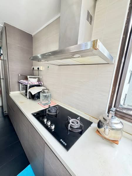 52 Circuit Road, 52 Circuit Road, 2 Bedrooms, 603 sqft, HDB Flat For Sale, by Hayley Koh Wan Ting, 500120692 - Kitchen - PropertyGuru.com.sg