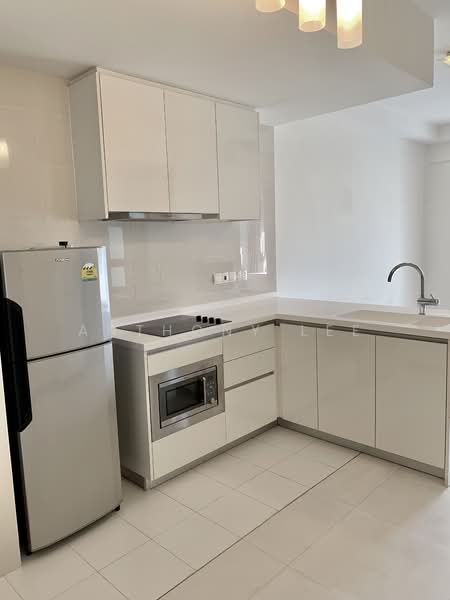 Beacon Heights, 8 Mar Thoma Road, 1 Bedroom, 667 sqft, Condominium For Rent, by Anthony Lee, 500120704 - Kitchen - PropertyGuru.com.sg