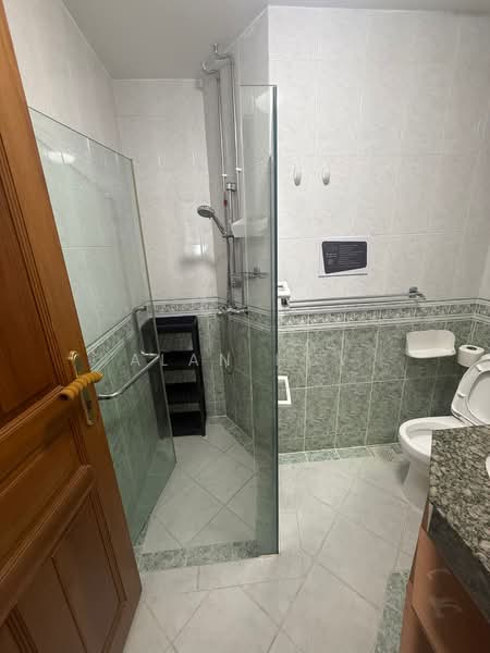 Chwee Chian View, Chwee Chian View, Room Rental, 200 sqft, Terraced House For Rent, by Alan Huy, 500120709 - Bathroom - PropertyGuru.com.sg