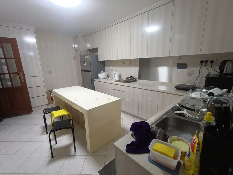 Chwee Chian View, Chwee Chian View, Room Rental, 200 sqft, Terraced House For Rent, by Alan Huy, 500120709 - Kitchen - PropertyGuru.com.sg