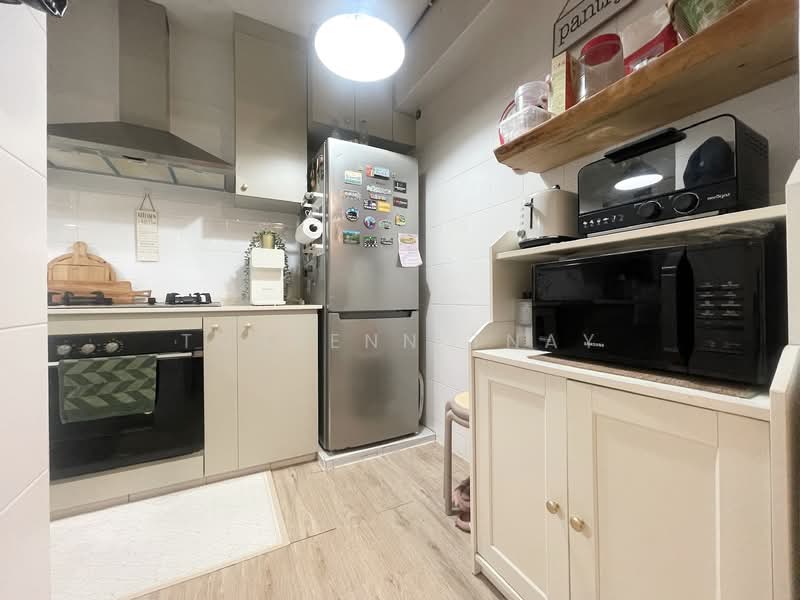 411A Fernvale Road, 411A Fernvale Road, 3 Bedrooms, 1,023 sqft, HDB Flat For Sale, by Torrenn Tnay, 500120719 - Kitchen - PropertyGuru.com.sg