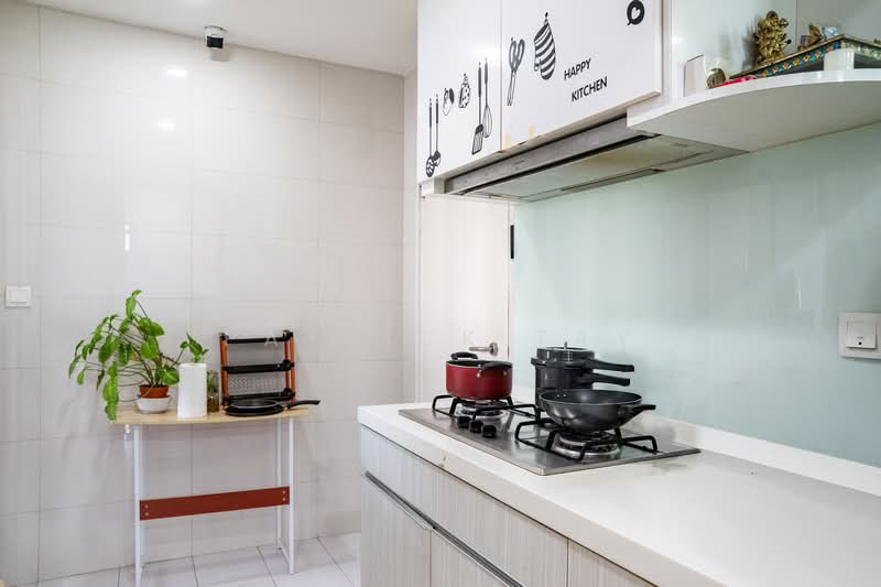 1 Canberra, 7 Canberra Drive, 4 Bedrooms, 1,442 sqft, Executive Condominium For Sale, by Patrick Tay, 500120723 - Kitchen - PropertyGuru.com.sg