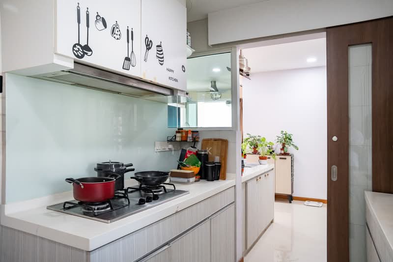 1 Canberra, 7 Canberra Drive, 4 Bedrooms, 1,442 sqft, Executive Condominium For Sale, by Patrick Tay, 500120723 - Kitchen - PropertyGuru.com.sg