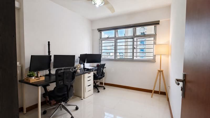 293C Bukit Batok Street 21, 293C Bukit Batok Street 21, 3 Bedrooms, 990 sqft, HDB Flat For Sale, by Joanna Xu, 500120725 - Study - PropertyGuru.com.sg