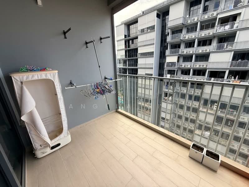 The Florence Residences, 85 Hougang Avenue 2, 3 Bedrooms, 926 sqft, Condominium For Rent, by Angela Lim, 500120726 - Balcony with rain sensor auto ziptrak - PropertyGuru.com.sg