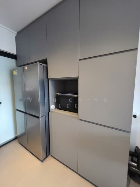 875 Yishun Street 81, 875 Yishun Street 81, 3 Bedrooms, 904 sqft, HDB Flat For Sale, by Yien Ching Lee, 500120728 - Kitchen - PropertyGuru.com.sg