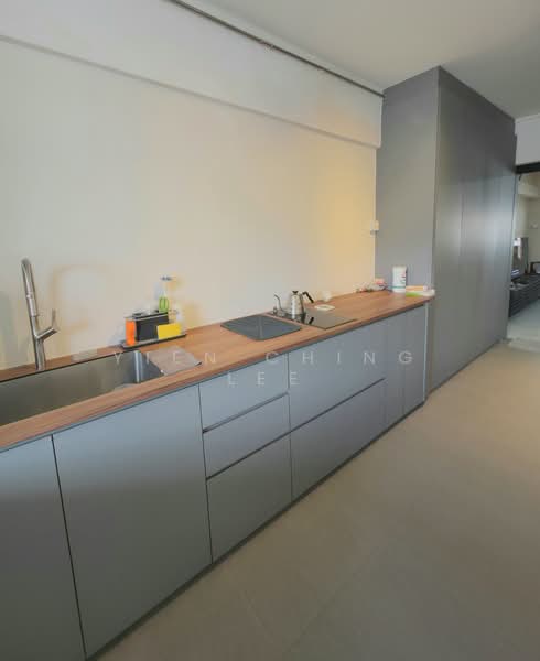 875 Yishun Street 81, 875 Yishun Street 81, 3 Bedrooms, 904 sqft, HDB Flat For Sale, by Yien Ching Lee, 500120728 - Kitchen - PropertyGuru.com.sg