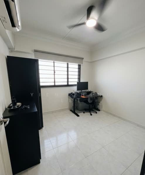 875 Yishun Street 81, 875 Yishun Street 81, 3 Bedrooms, 904 sqft, HDB Flat For Sale, by Yien Ching Lee, 500120728 - Study - PropertyGuru.com.sg