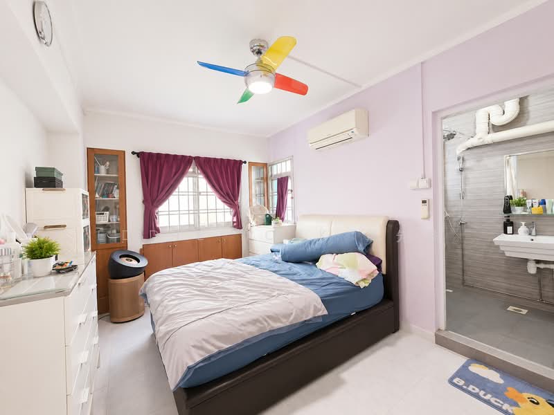 668C Jurong West Street 64, 668C Jurong West Street 64, 3 Bedrooms, 925 sqft, HDB Flat For Sale, by Eddie Tork 戴先生, 500120733 - Bedroom - PropertyGuru.com.sg