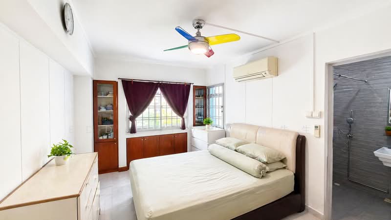 668C Jurong West Street 64, 668C Jurong West Street 64, 3 Bedrooms, 925 sqft, HDB Flat For Sale, by Eddie Tork 戴先生, 500120733 - Bedroom - PropertyGuru.com.sg