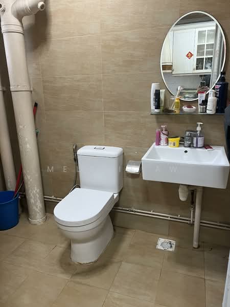 625 Jurong West Street 61, 625 Jurong West Street 61, 3 Bedrooms, 1,184 sqft, HDB Flat For Rent, by Melanie Aw, 500120736 - Bathroom - PropertyGuru.com.sg