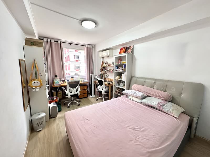 305 Tampines Street 32, 305 Tampines Street 32, 4 Bedrooms, 1,345 sqft, HDB Flat For Sale, by Ethan Mark Kheng, 500120737 - PropertyGuru.com.sg