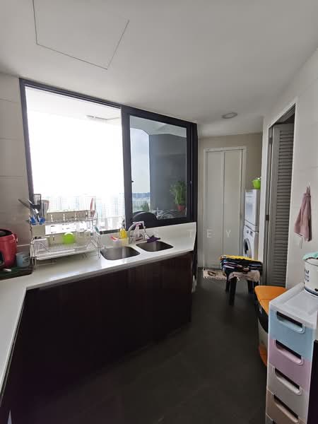 Waterbank at Dakota, 78 Dakota Crescent, 3 Bedrooms, 1,141 sqft, Condominium For Sale, by Louis Tey, 500120742 - Kitchen - PropertyGuru.com.sg