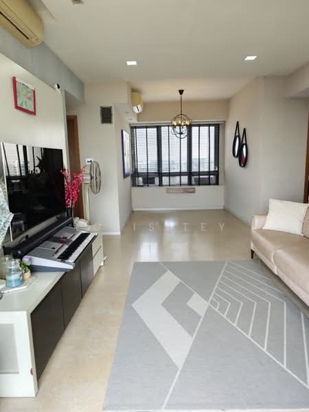 Waterbank at Dakota, 78 Dakota Crescent, 3 Bedrooms, 1,141 sqft, Condominium For Sale, by Louis Tey, 500120742 - Living Room - PropertyGuru.com.sg