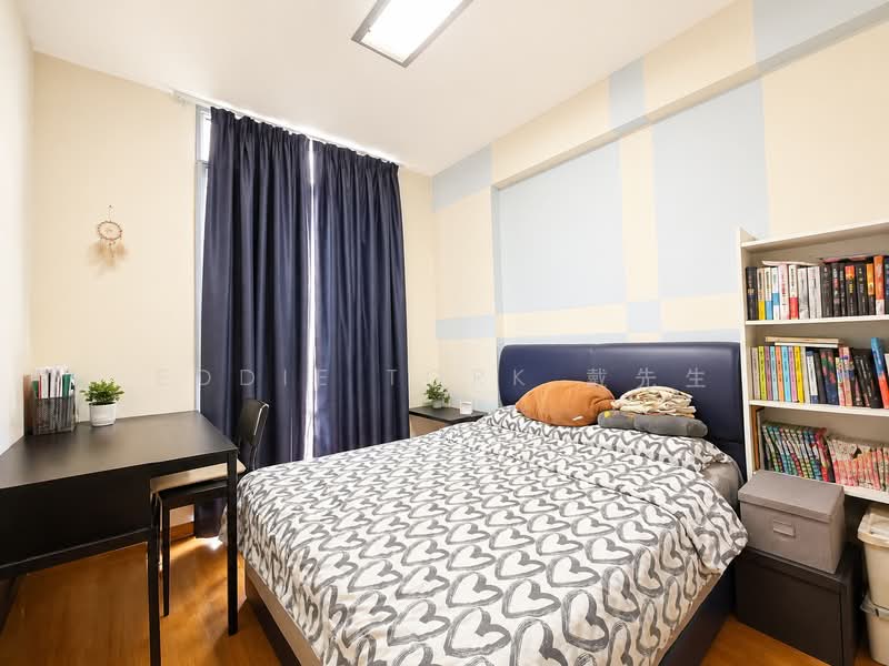 The Lakeshore, 33 Jurong West Street 41, 2 Bedrooms, 926 sqft, Condominium For Rent, by Eddie Tork 戴先生, 500120745 - Bedroom - PropertyGuru.com.sg