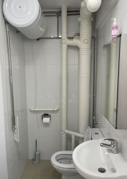 114 Serangoon North Avenue 1, 114 Serangoon North Avenue 1, Room Rental, 200 sqft, HDB Flat For Rent, by Lawrence Goh, 500120749 - Common Bathroom Layout Part 3 Of 3 - PropertyGuru.com.sg