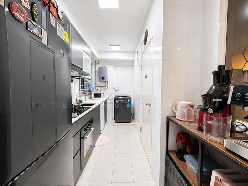 530A Pasir Ris Drive 1, 530A Pasir Ris Drive 1, 3 Bedrooms, 926 sqft, HDB Flat For Sale, by Titus Lim Zhiyong, 500120752 - Kitchen - PropertyGuru.com.sg