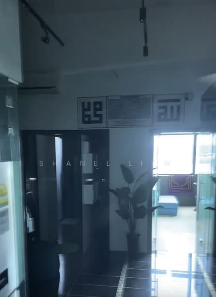 Oxley BizHub, 69 Ubi Road 1, 958 sqft, Light Industrial (B1) For Sale, by Shanel Liew, 500120753 - Interior - CommercialGuru.com.sg