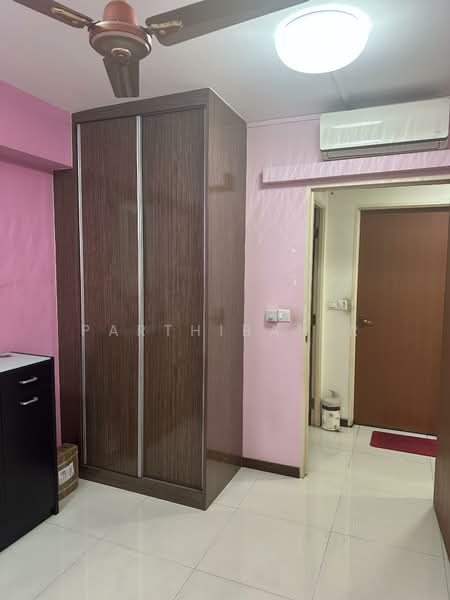 697A Jurong West Central 3, 697A Jurong West Central 3, 3 Bedrooms, 1,000 sqft, HDB Flat For Sale, by Parthiban R, 500120759 - Bedroom - PropertyGuru.com.sg