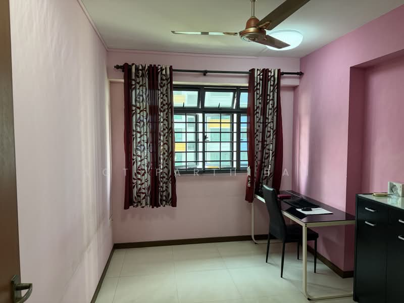 697A Jurong West Central 3, 697A Jurong West Central 3, 3 Bedrooms, 1,001 sqft, HDB Flat For Sale, by Agt Parthiban, 500120759 - Study - PropertyGuru.com.sg