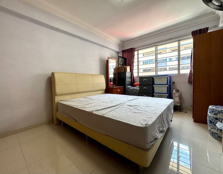 232 Yishun Street 21, 232 Yishun Street 21, 3 Bedrooms, 1,302 sqft, HDB Flat For Sale, by Derek Tay, 500120761 - Bedroom 2 - PropertyGuru.com.sg