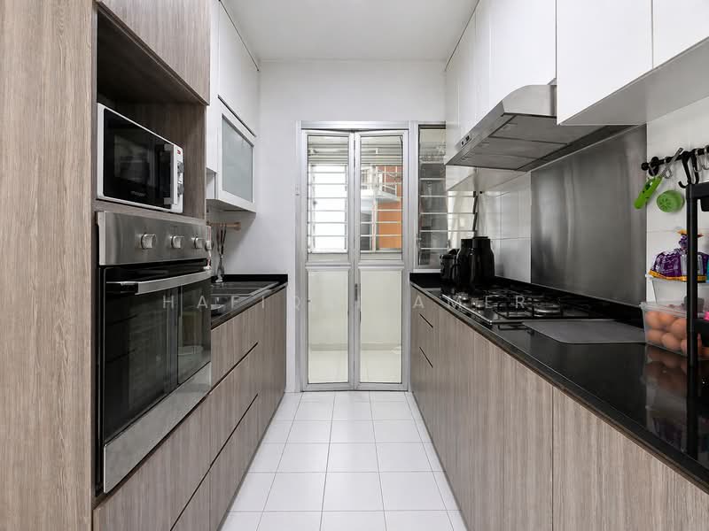 440A Fernvale Link, 440A Fernvale Link, 3 Bedrooms, 990 sqft, HDB Flat For Sale, by Hafiqal Amer, 500120769 - Kitchen - PropertyGuru.com.sg