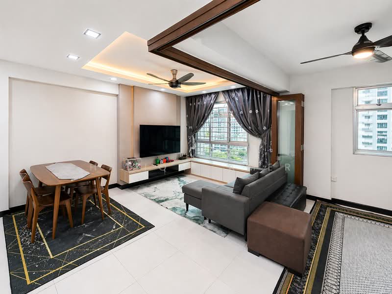 440A Fernvale Link, 440A Fernvale Link, 3 Bedrooms, 990 sqft, HDB Flat For Sale, by Hafiqal Amer, 500120769 - Living Room - PropertyGuru.com.sg