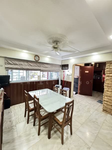 357 Bukit Batok Street 31, 357 Bukit Batok Street 31, 3 Bedrooms, 1,657 sqft, HDB Flat For Sale, by Shirley Ang, 500120776 - Dining Room - PropertyGuru.com.sg