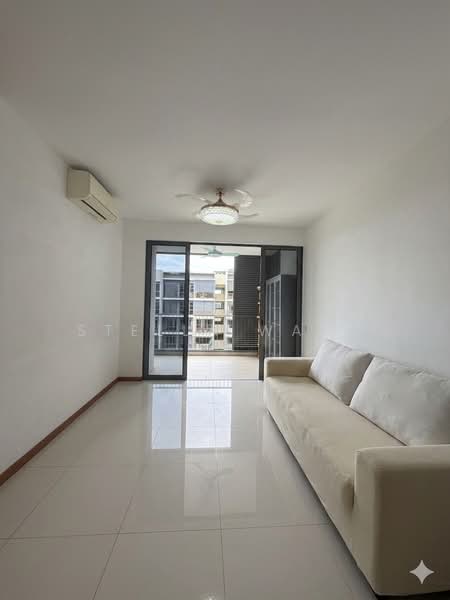 Wandervale, 357 Choa Chu Kang Avenue 3, 3 Bedrooms, 1,130 sqft, Executive Condominium For Sale, by Stella Wang, 500120782 - Living Room - PropertyGuru.com.sg