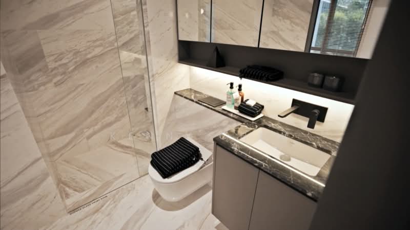 The Landmark, 173 Chin Swee Road, 1 Bedroom, 495 sqft, Condominium For Sale, by Kenny Chew, 500120783 - Bathroom - PropertyGuru.com.sg