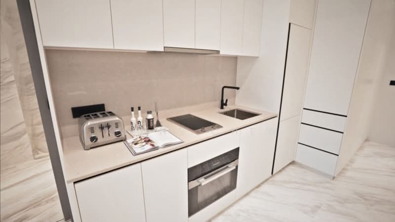 The Landmark, 173 Chin Swee Road, 1 Bedroom, 495 sqft, Condominium For Sale, by Kenny Chew, 500120783 - Kitchen - PropertyGuru.com.sg