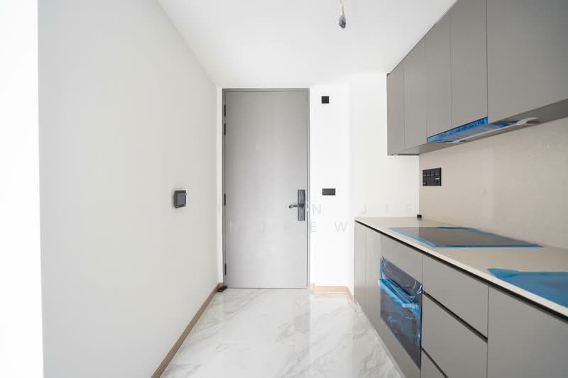 The Landmark, 173 Chin Swee Road, 2 Bedrooms, 678 sqft, Condominium For Sale, by Siyo Jun Jie Andrew, 500120788 - Kitchen - PropertyGuru.com.sg