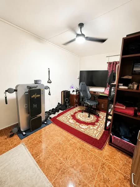 852 Yishun Street 81, 852 Yishun Street 81, 3 Bedrooms, 1,119 sqft, HDB Flat For Sale, by Leong Christopher, 500120792 - Study - PropertyGuru.com.sg