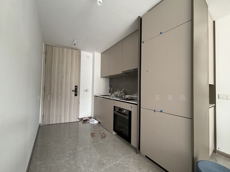 Sengkang Grand Residences, 74 Compassvale Bow, 1 Bedroom, 474 sqft, Condominium For Sale, by Kevin Wong 王奕凯, 500120794 - Kitchen - PropertyGuru.com.sg