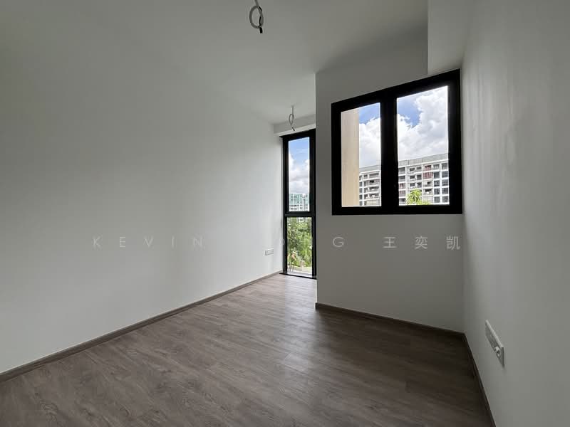 Sengkang Grand Residences, 74 Compassvale Bow, 1 Bedroom, 474 sqft, Condominium For Sale, by Kevin Wong 王奕凯, 500120794 - Master Bedroom - PropertyGuru.com.sg