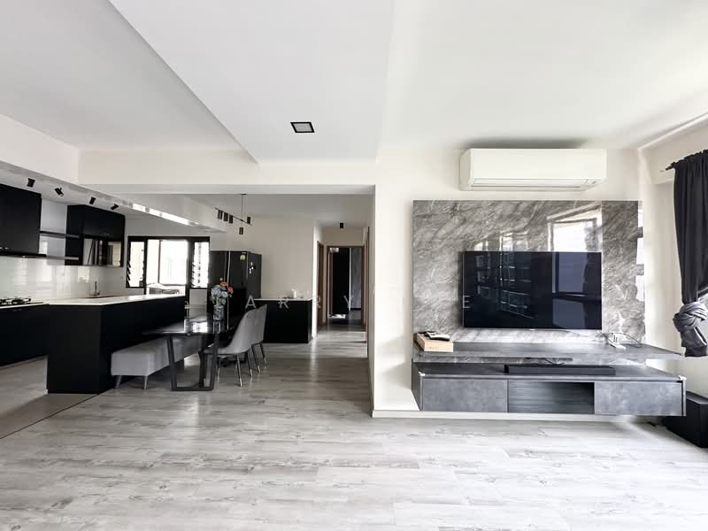 463A Bukit Batok Street 41, 463A Bukit Batok Street 41, 3 Bedrooms, 1,216 sqft, HDB Flat For Rent, by Larry Lee, 500120802 - Living Room - PropertyGuru.com.sg
