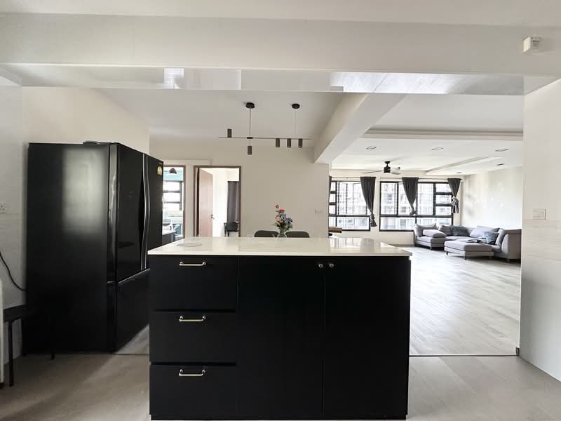 463A Bukit Batok Street 41, 463A Bukit Batok Street 41, 3 Bedrooms, 1,216 sqft, HDB Flat For Rent, by Larry Lee, 500120802 - Kitchen - PropertyGuru.com.sg
