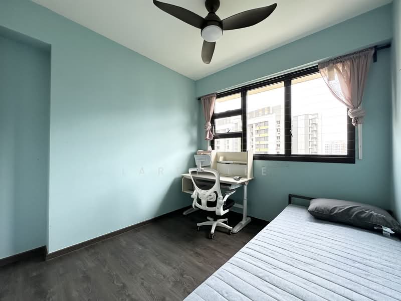 463A Bukit Batok Street 41, 463A Bukit Batok Street 41, 3 Bedrooms, 1,216 sqft, HDB Flat For Rent, by Larry Lee, 500120802 - Bedroom - PropertyGuru.com.sg