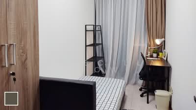 For Rent - The Lakeshore